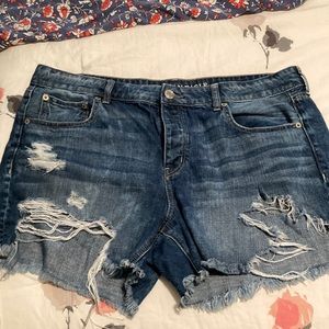 American eagle tomgirl midi short